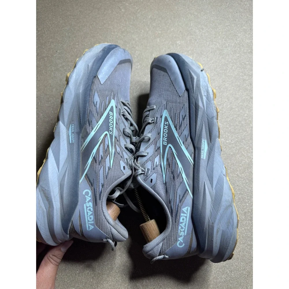 Brooks Cascadia 18 Mens Trail Running Shoes Grey Blue 1104571D098 Size 10.5